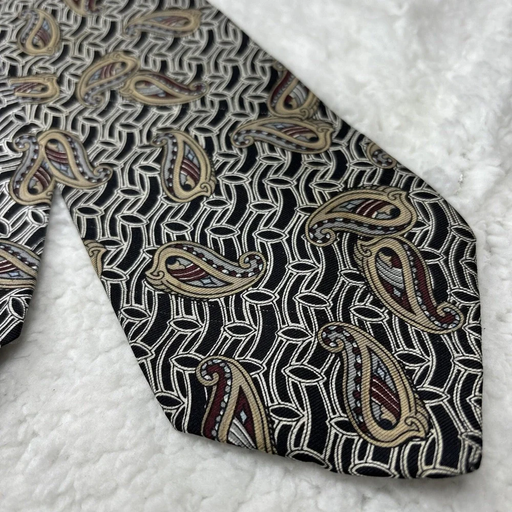 Vintage Salvatori Tie Paisley Harp Black Optical Illusion Hypnotic 3.75x59
